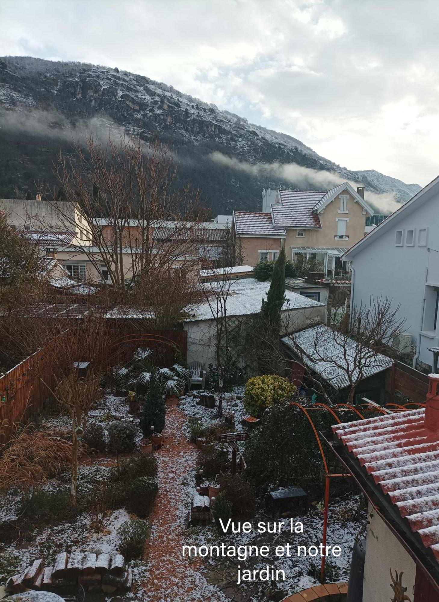 La Note Verte - Parking Gratuit Devant L'Entree Foix Esterno foto
